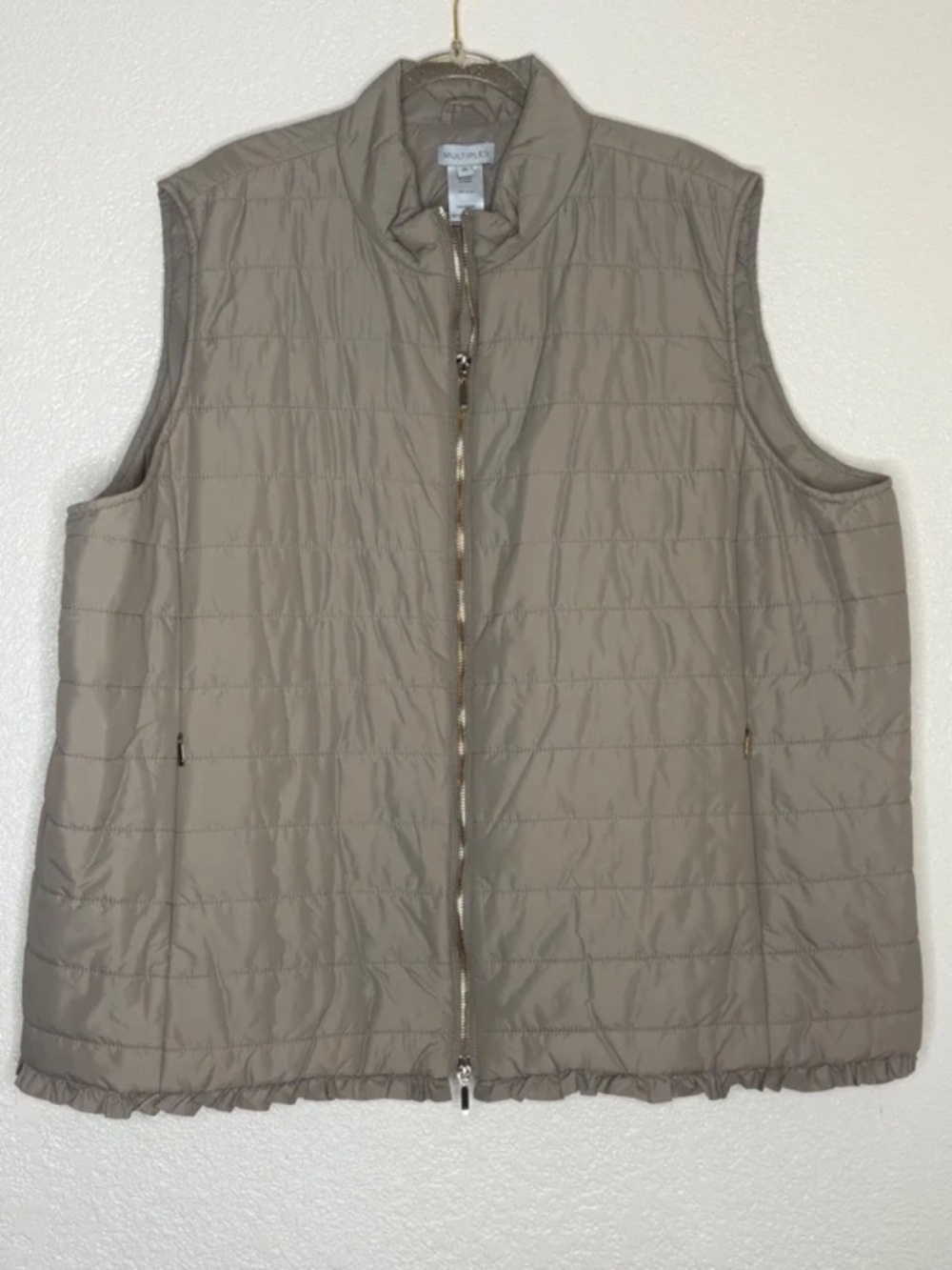 Multiples Women’s 2X Quilted Lightweight Vest Taupe Zip Front NWOT